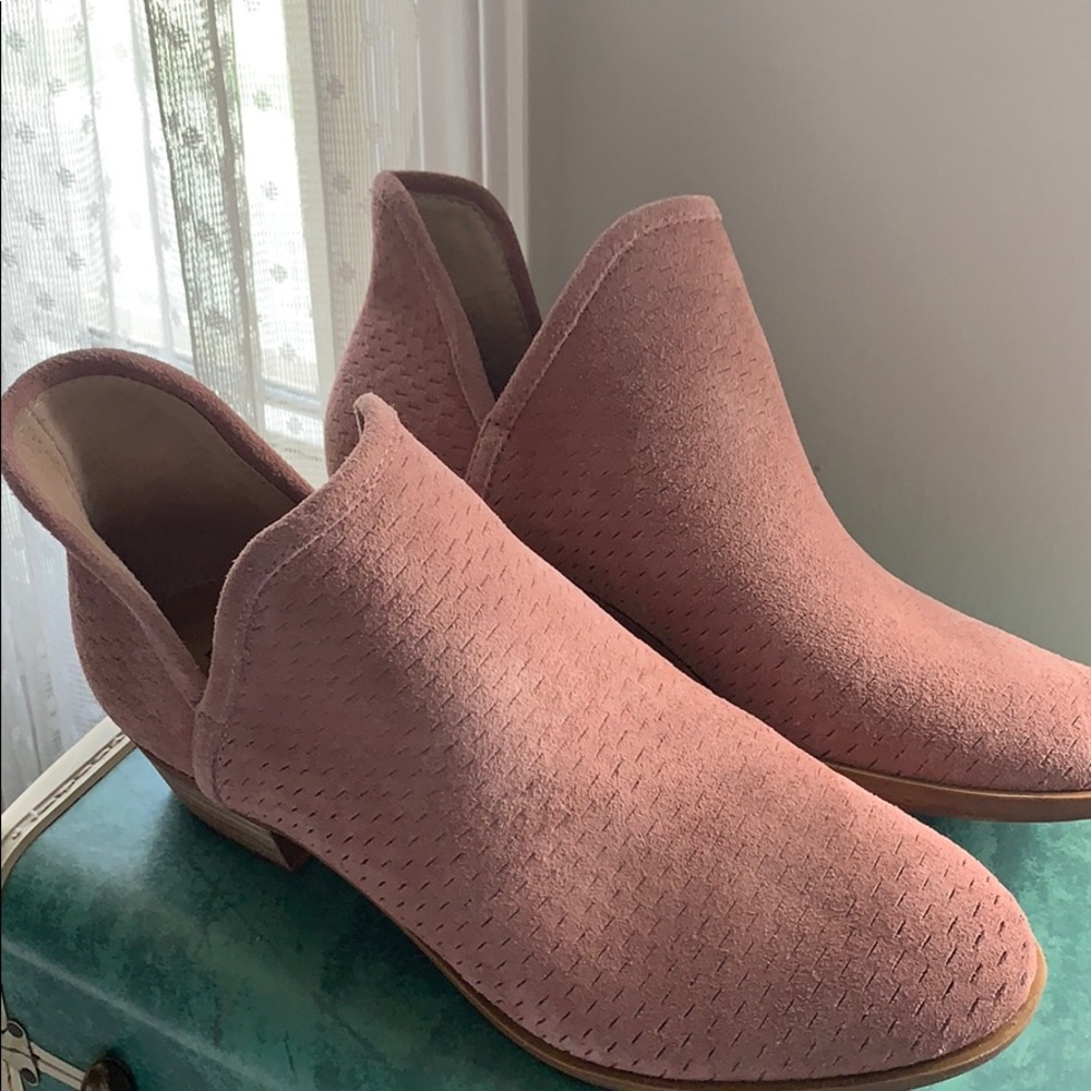 Lucky Brand suede Ankle Boots